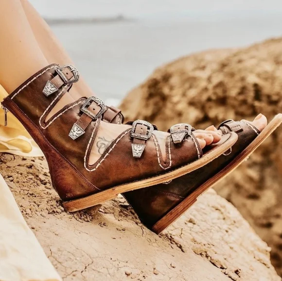 FreeBird CLEOPATRA Distressed Brown Sandals in size 8 - Picture 1 of 16